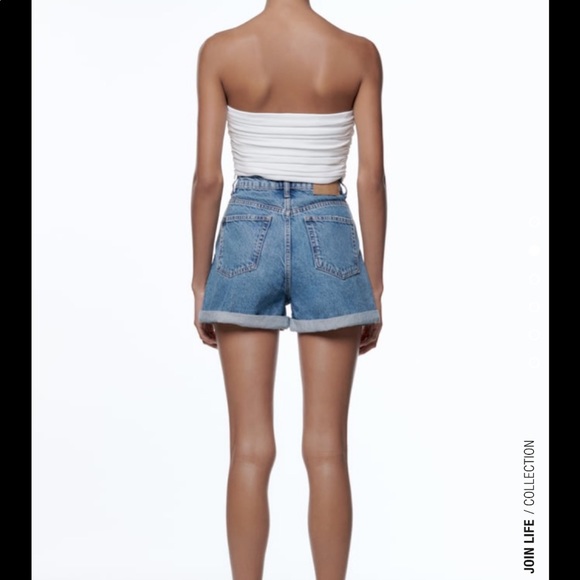 Zara Mom Fit Denim Shorts. Size 4. High-rise, Loose Fit. Light-Medium wash. - Picture 5 of 7